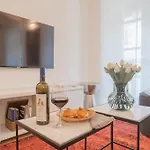 아파트 Palazzo Tatti By Rent *