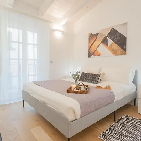 Palazzo Tatti Apartment