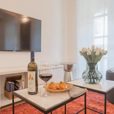 Apartment Palazzo Tatti *
