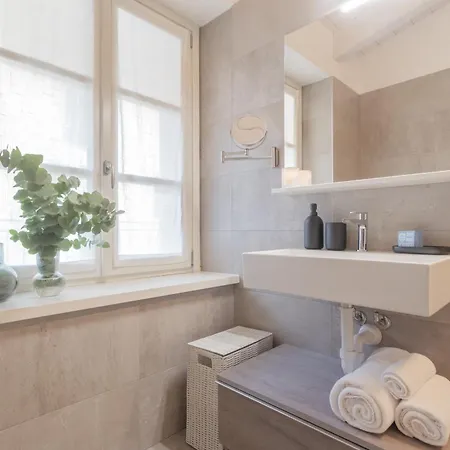 Palazzo Tatti By Rent * Como