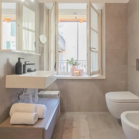 Palazzo Tatti By Rent Como