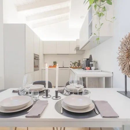 Apartment Palazzo Tatti Como