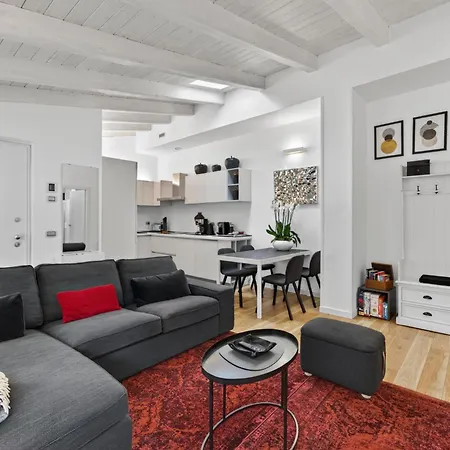 Apartment Palazzo Tatti Como