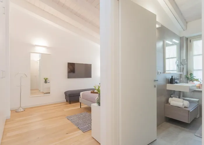 Palazzo Tatti By Rent Apartmán