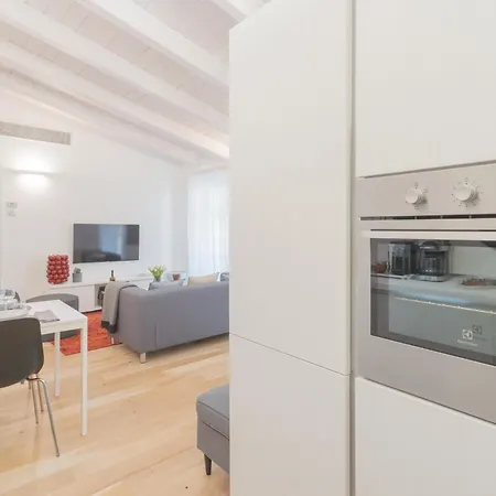 Palazzo Tatti By Rent Como