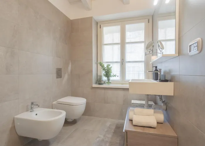 Palazzo Tatti By Rent דירה *