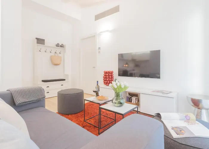 Apartament Palazzo Tatti By Rent